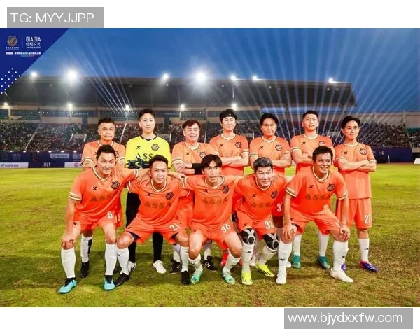 足球明星精彩瞬间集锦全景展示让你领略绿茵场上的风采与魅力